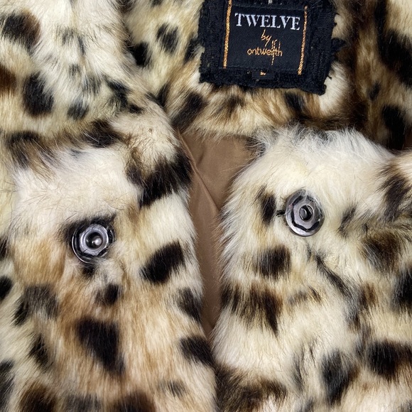Faux Fur Leopard Print Pea Coat - Picture 3 of 5